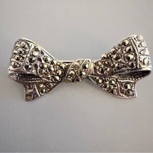 Vintage Bow Tie Marcasite Pin Brooch Sterling Silver 7.8 Grams